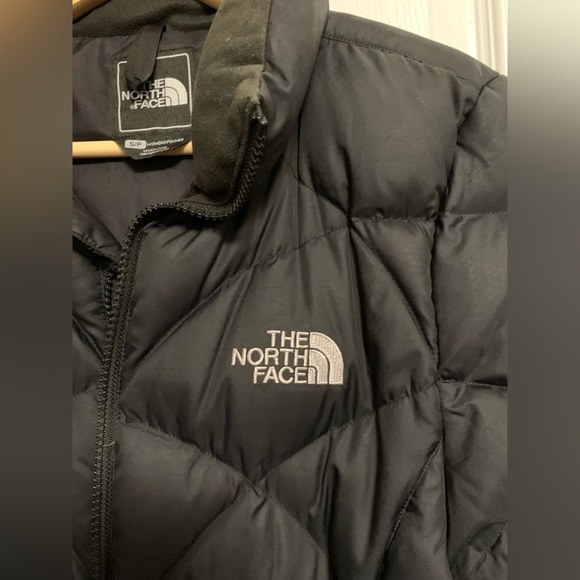 The North Face Women’s Down Jacket - Size Small - Picture 3 of 6